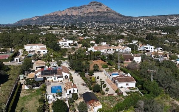 Propiedades en venta en Tarraula (Jávea)