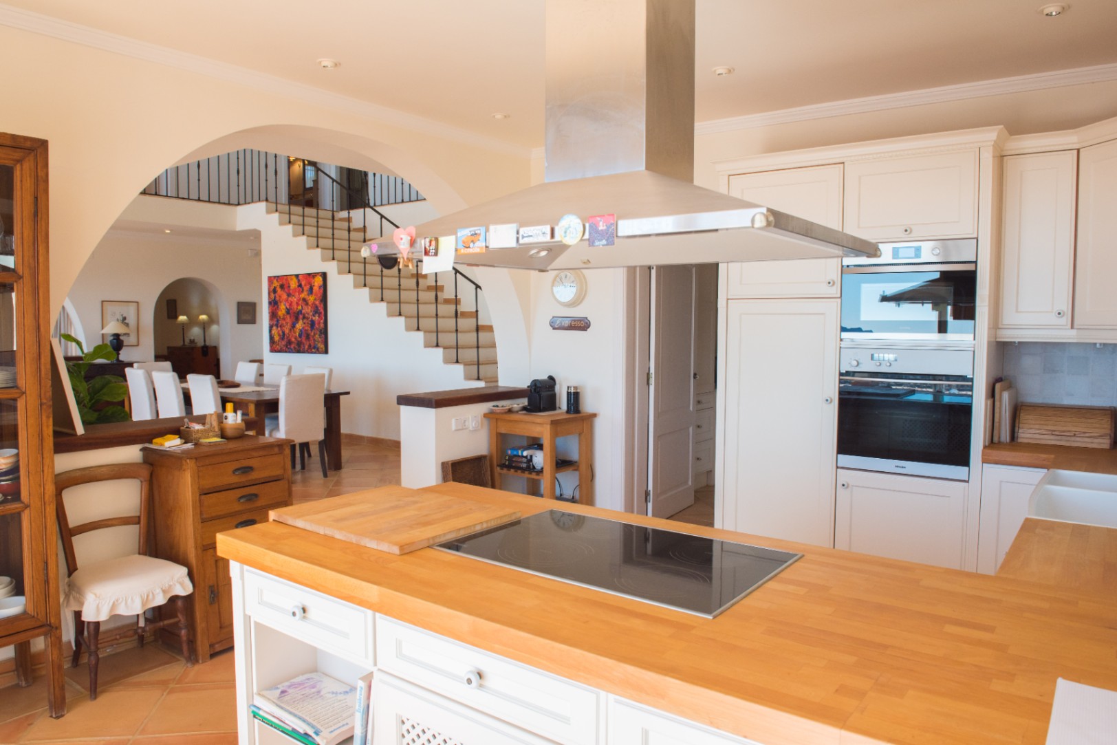 Villa mediterránea en Calpe con vistas al mar y Peñón de Ifach