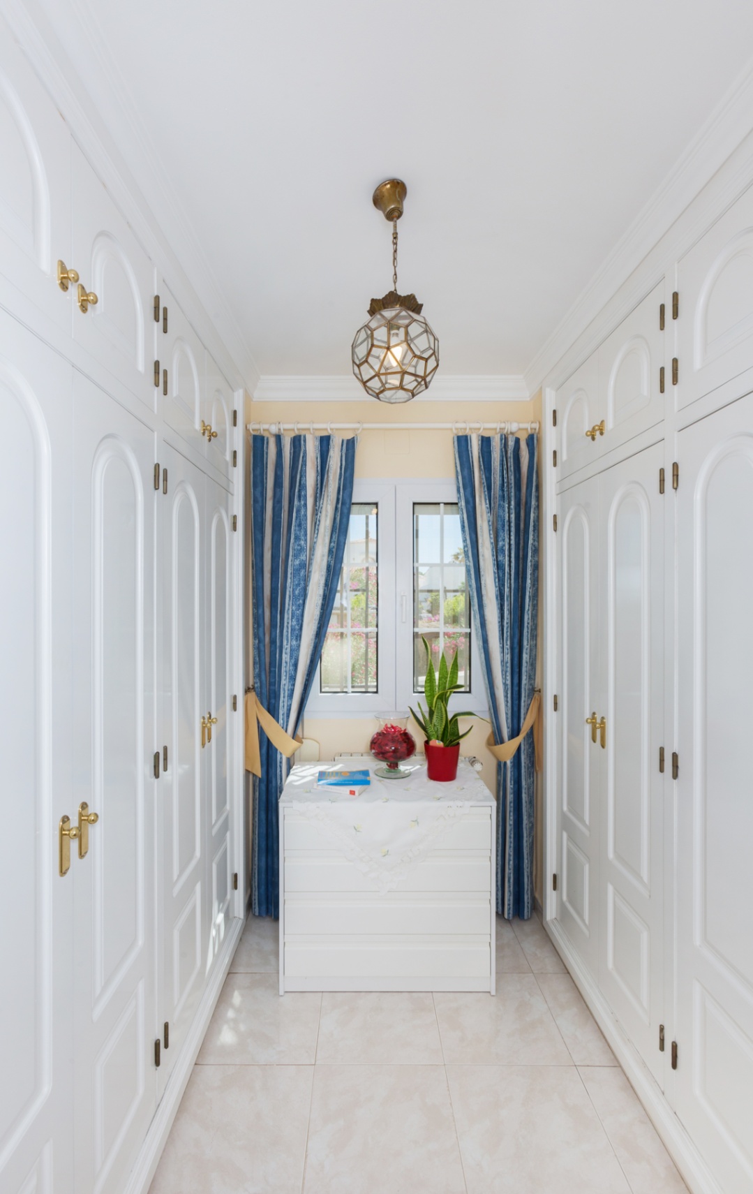 Villa mediterránea en Benitachell, Cumbre del Sol con vistas al mar