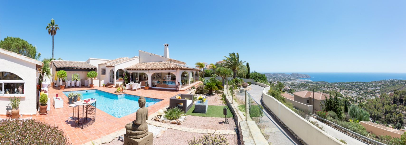 Villa mediterránea en Benitachell, Cumbre del Sol con vistas al mar