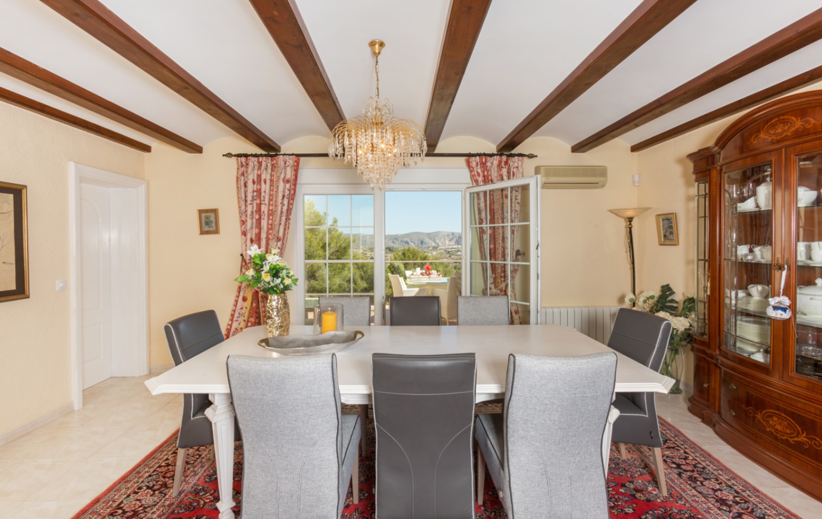 Villa mediterránea en Benitachell, Cumbre del Sol con vistas al mar