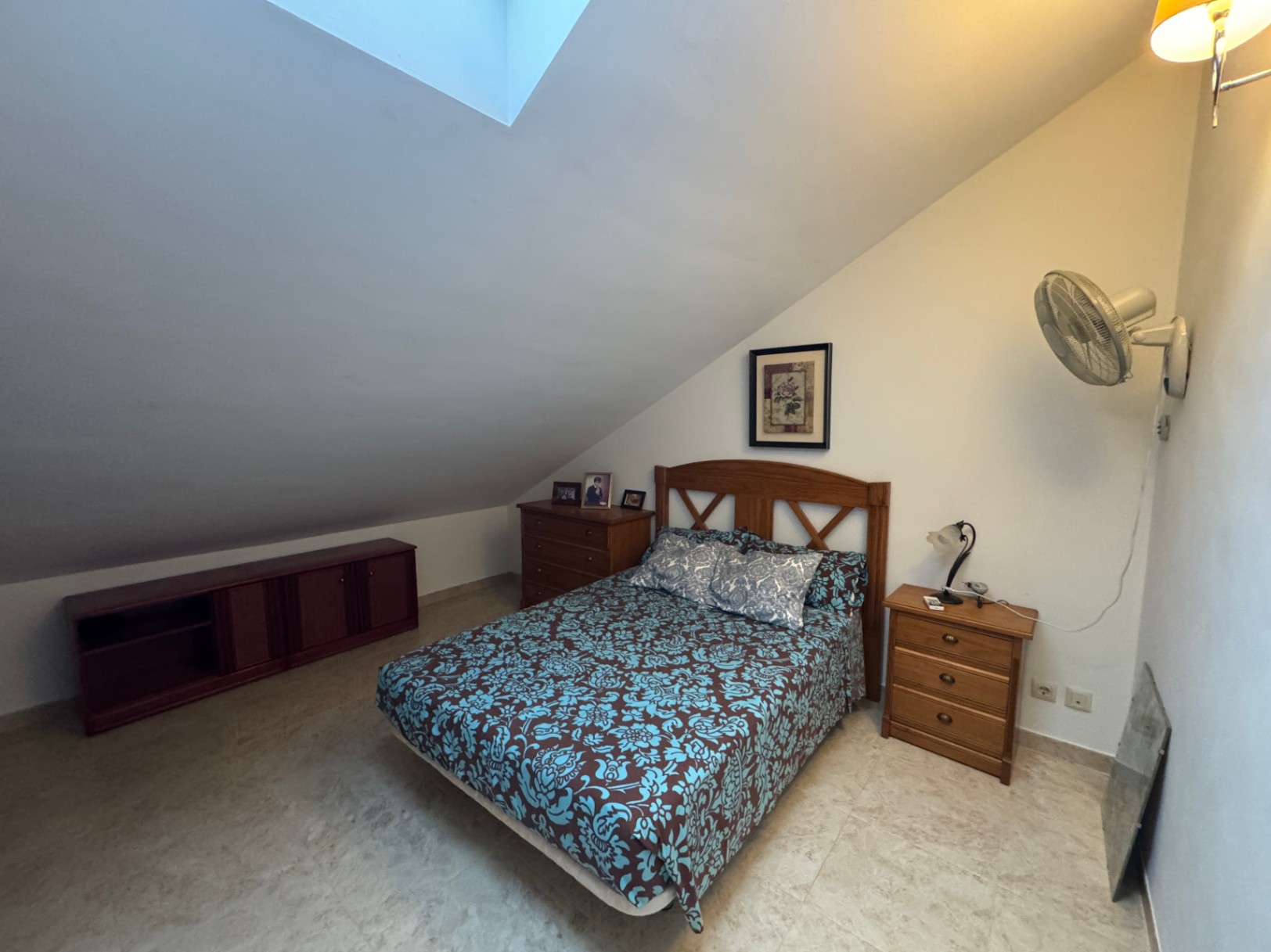 Amplio dúplex en Dénia, Las Marinas con solárium privado