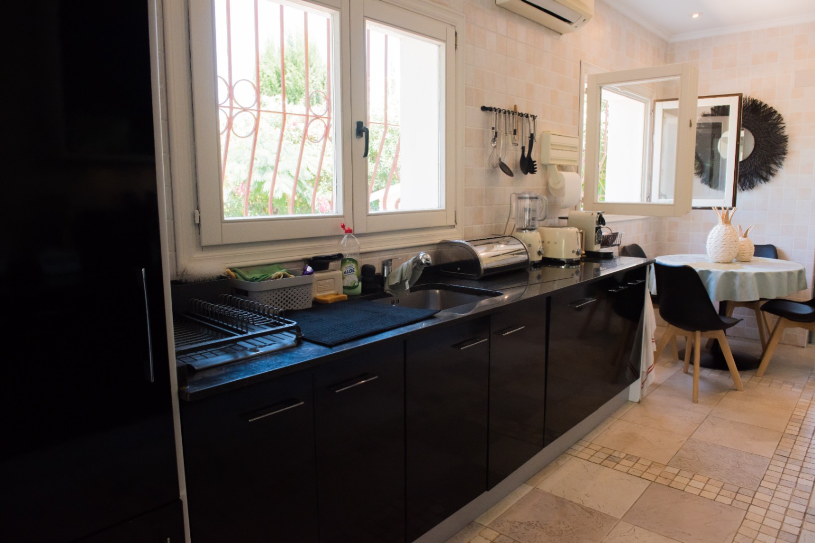 Chalet elegante en Jávea con piscina privada y jardín