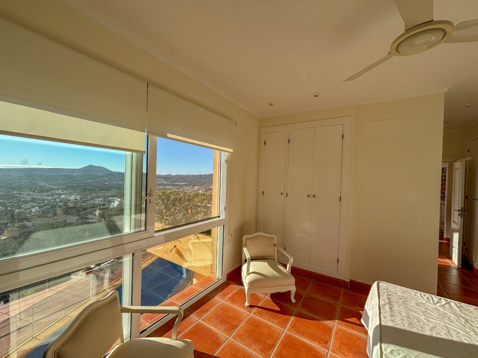 Chalet en Jávea con vistas panorámicas al mar y piscina privada