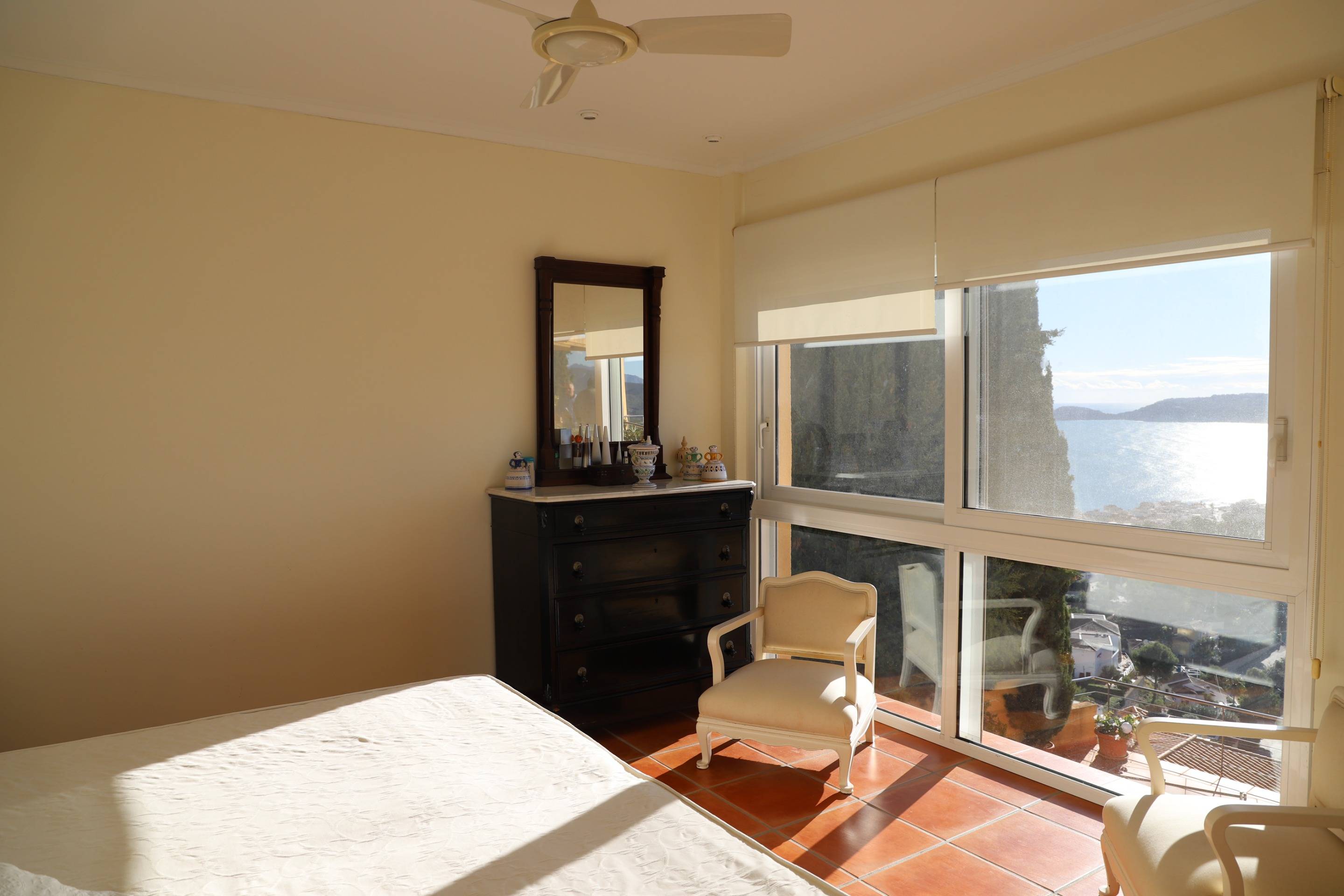 Chalet en Jávea con vistas panorámicas al mar y piscina privada