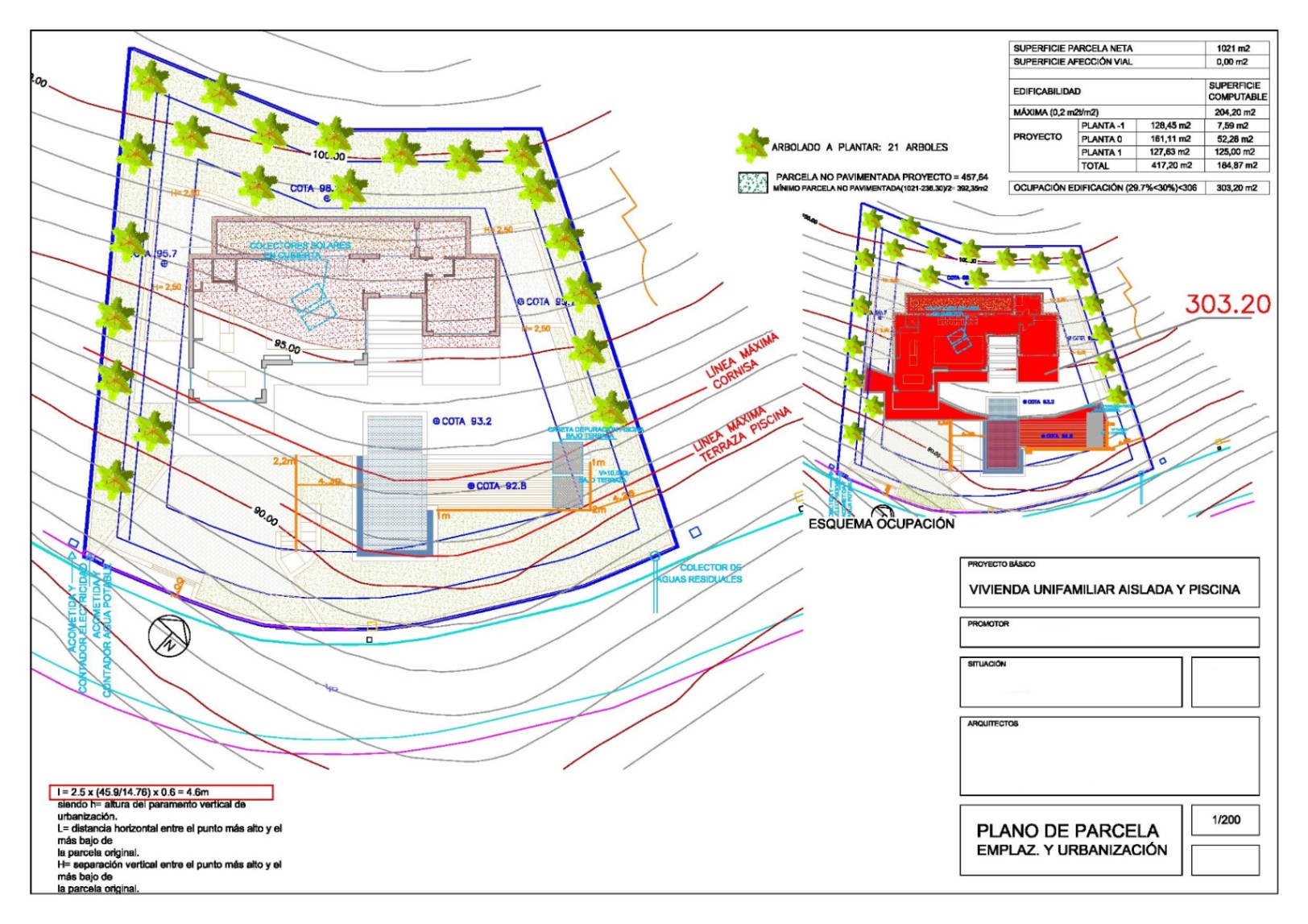 Plano técnico de emplazamiento y urbanización que detalla la topografía de la parcela, la huella de la vivienda, la zona de piscina y la distribución de 21 árboles.