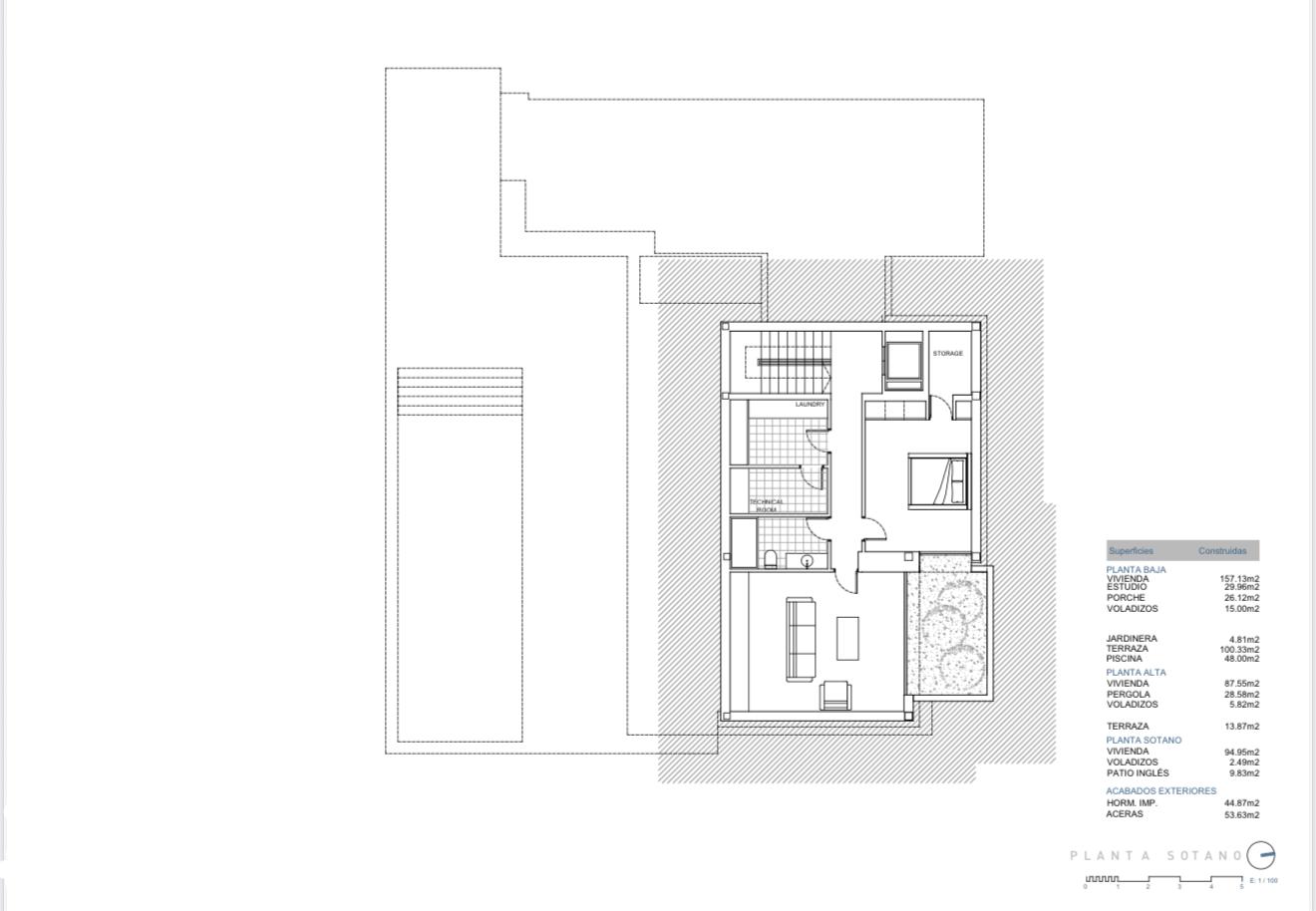 Plano arquitectónico de la planta sótano que incluye lavandería, sala técnica, trastero y una zona de estar con acceso a un patio inglés.