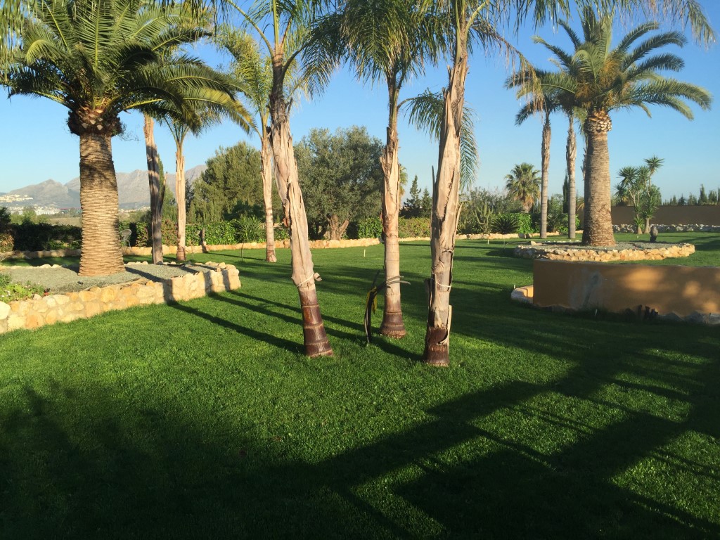 Villa en Pedreguer con vistas al mar y gran parcela