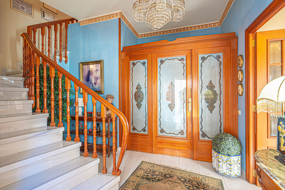 Casa de pueblo auténtica en Gata de Gorgos con terraza y vistas al Montgó