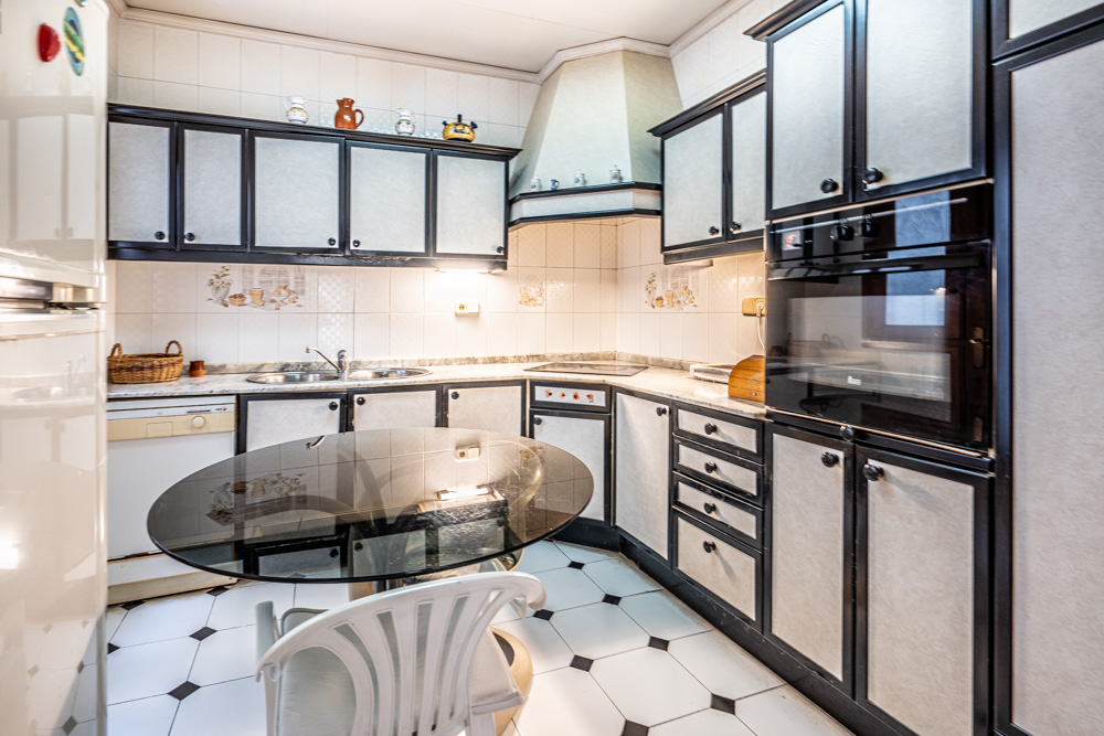 Casa de pueblo auténtica en Gata de Gorgos con terraza y vistas al Montgó