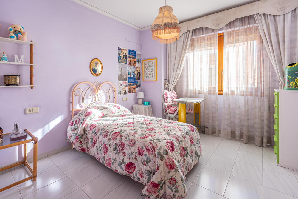 Casa de pueblo auténtica en Gata de Gorgos con terraza y vistas al Montgó