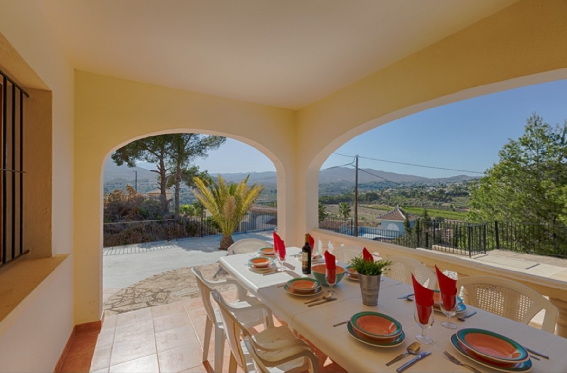 Villa en Calpe, Cometa con piscina privada y vistas a la montaña