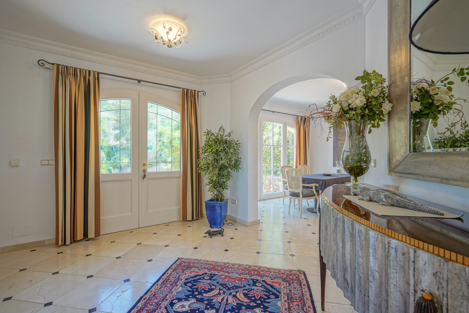 Villa de cinco dormitorios con vistas al mar en La Sella, Pedreguer