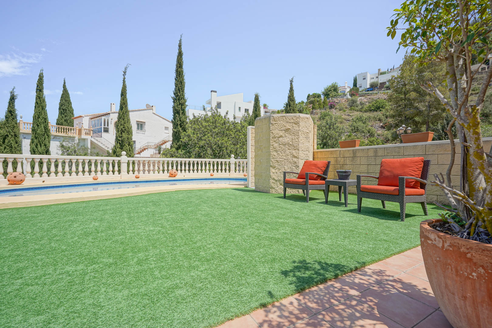 Villa de cinco dormitorios con vistas al mar en La Sella, Pedreguer