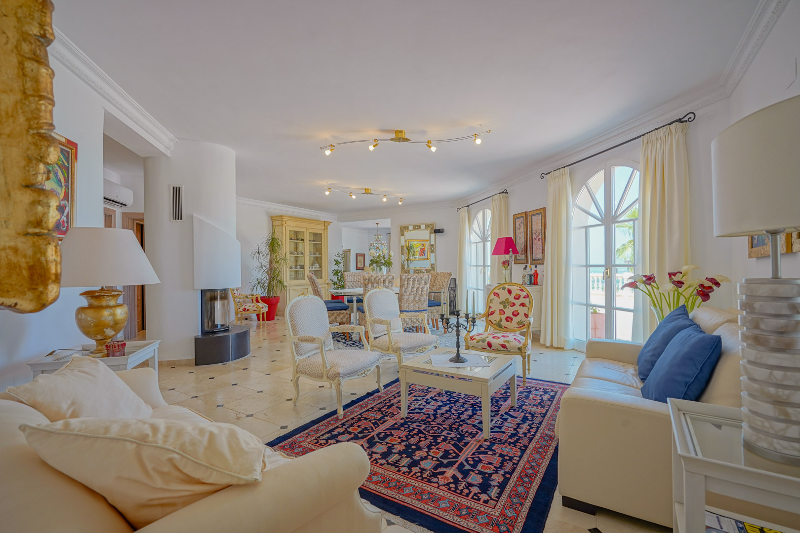 Villa de cinco dormitorios con vistas al mar en La Sella, Pedreguer