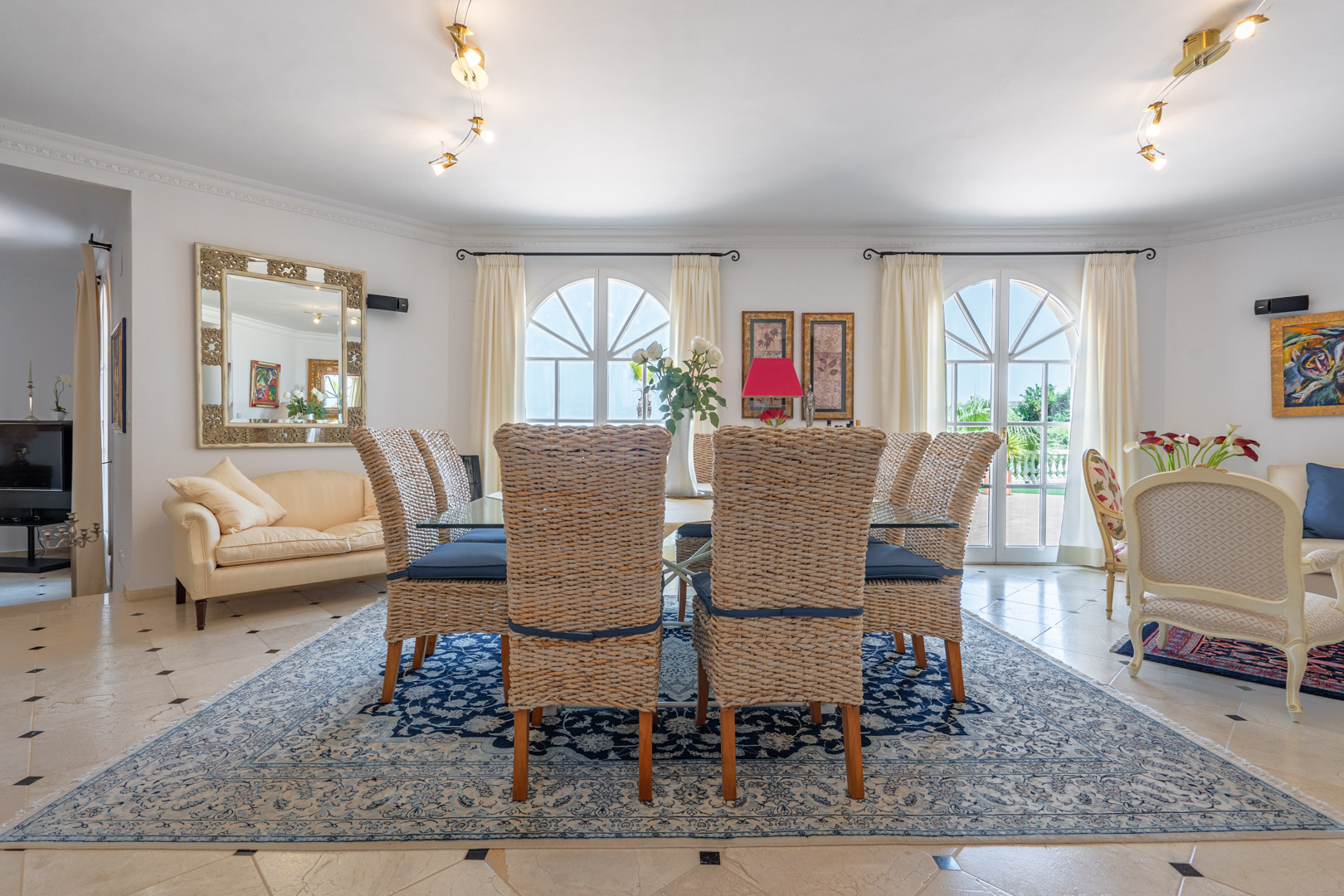 Villa de cinco dormitorios con vistas al mar en La Sella, Pedreguer