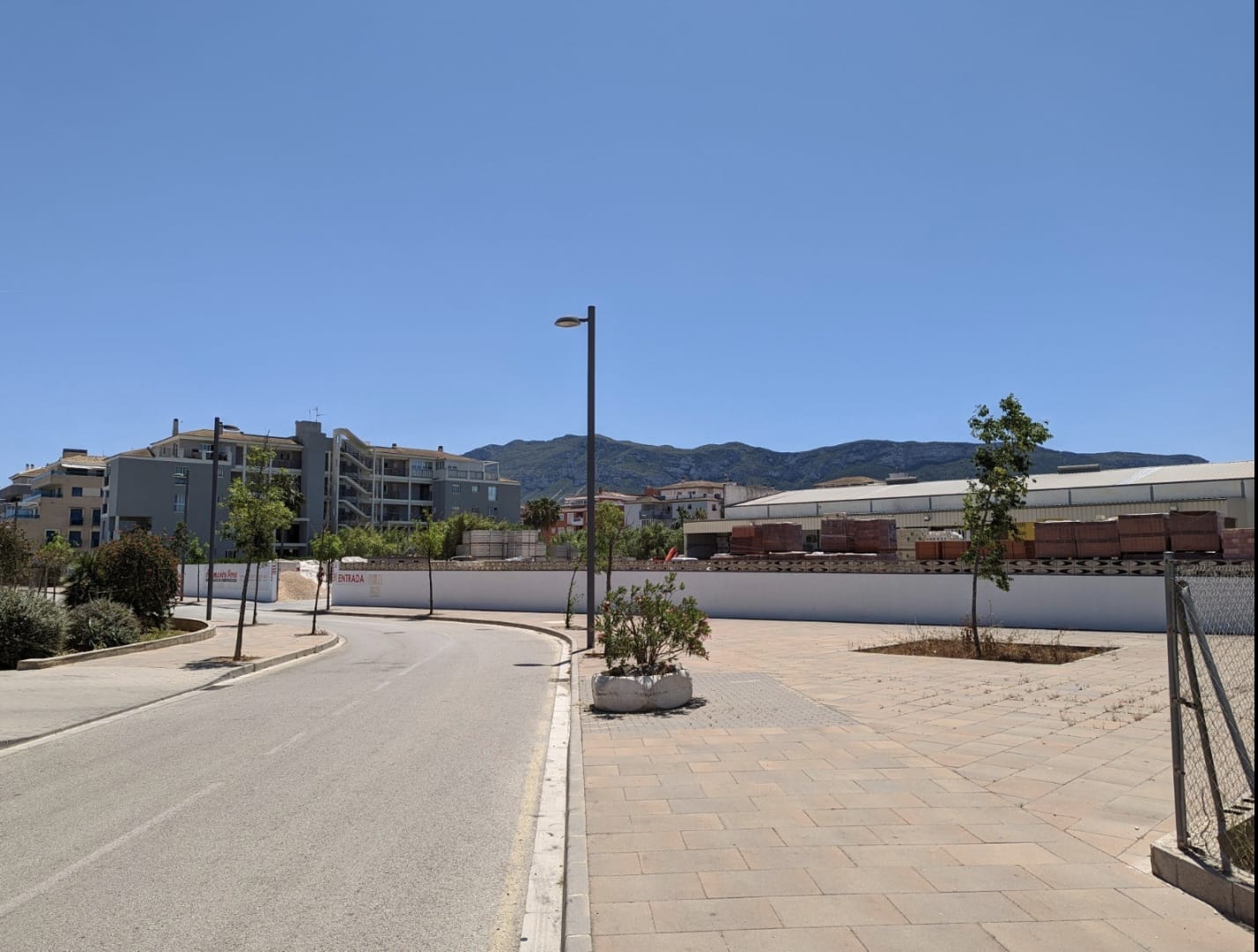 Parcela en Dénia con vistas al Montgó cerca del centro