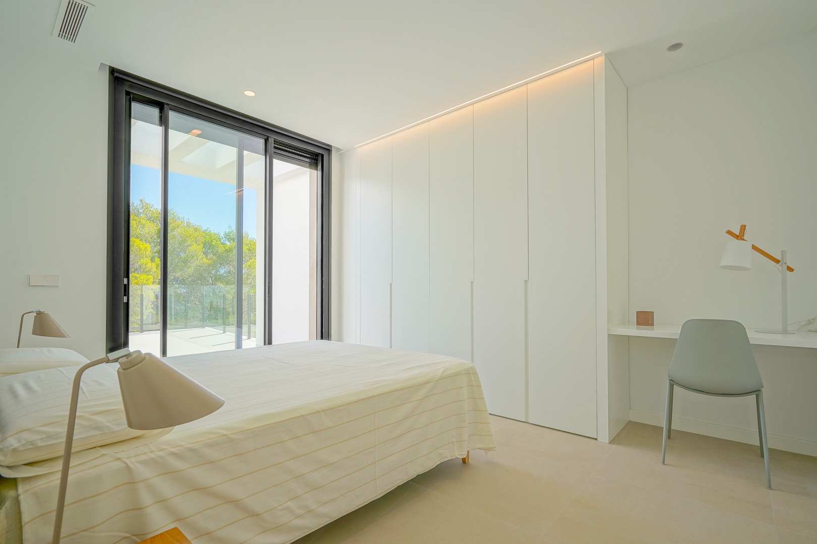 Villa moderna en Moraira, Benimeit con piscina privada