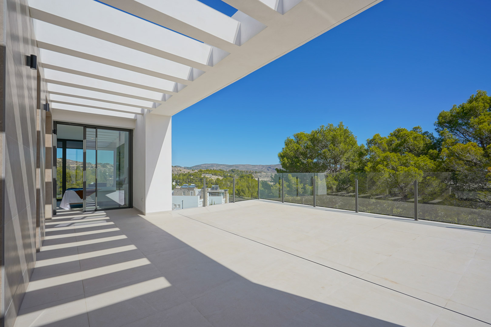 Villa moderna en Moraira, Benimeit con piscina privada