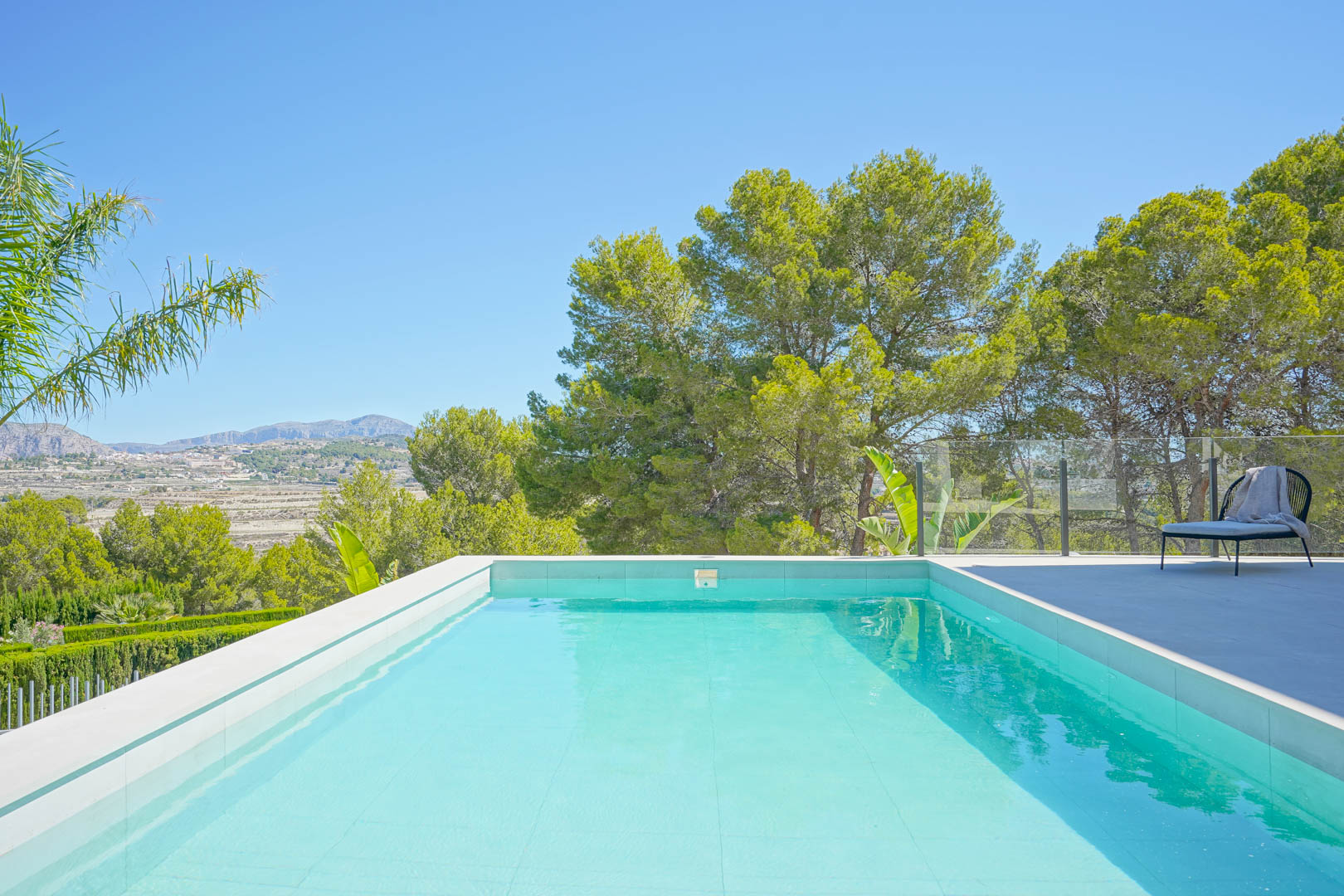Villa moderna en Moraira, Benimeit con piscina privada