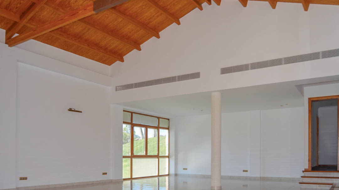 Espectacular finca con villa y casa de invitados en Penáguila