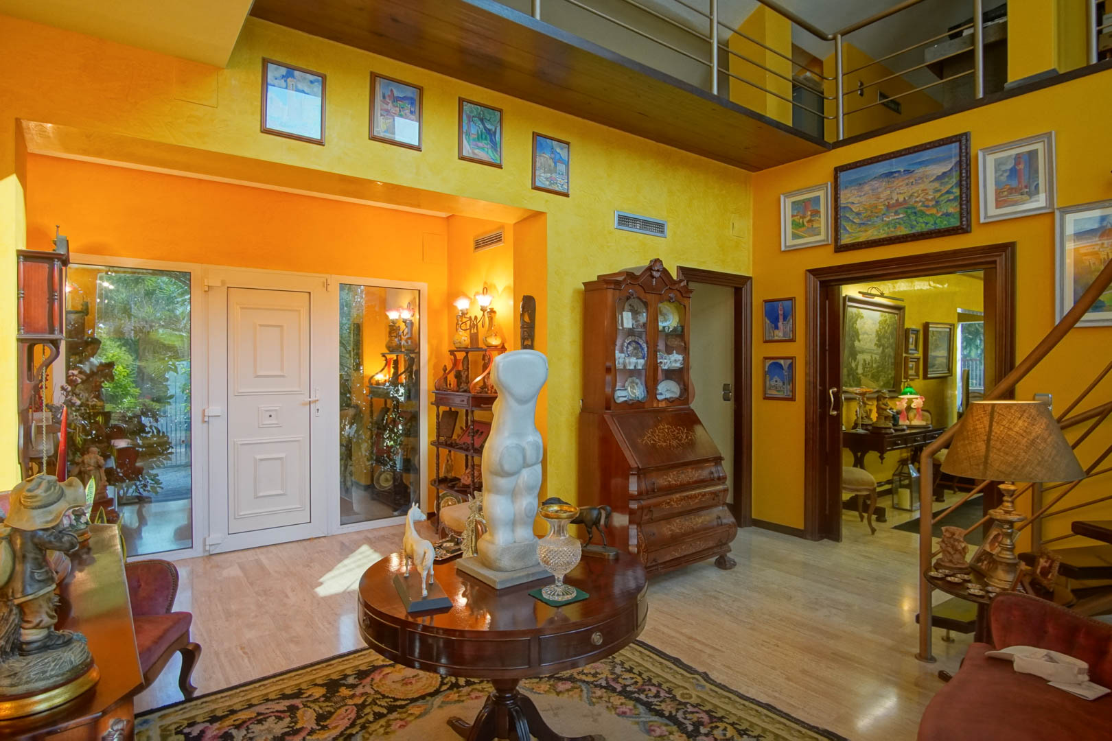 Elegante villa en Dénia con piscina privada y vistas al Montgó