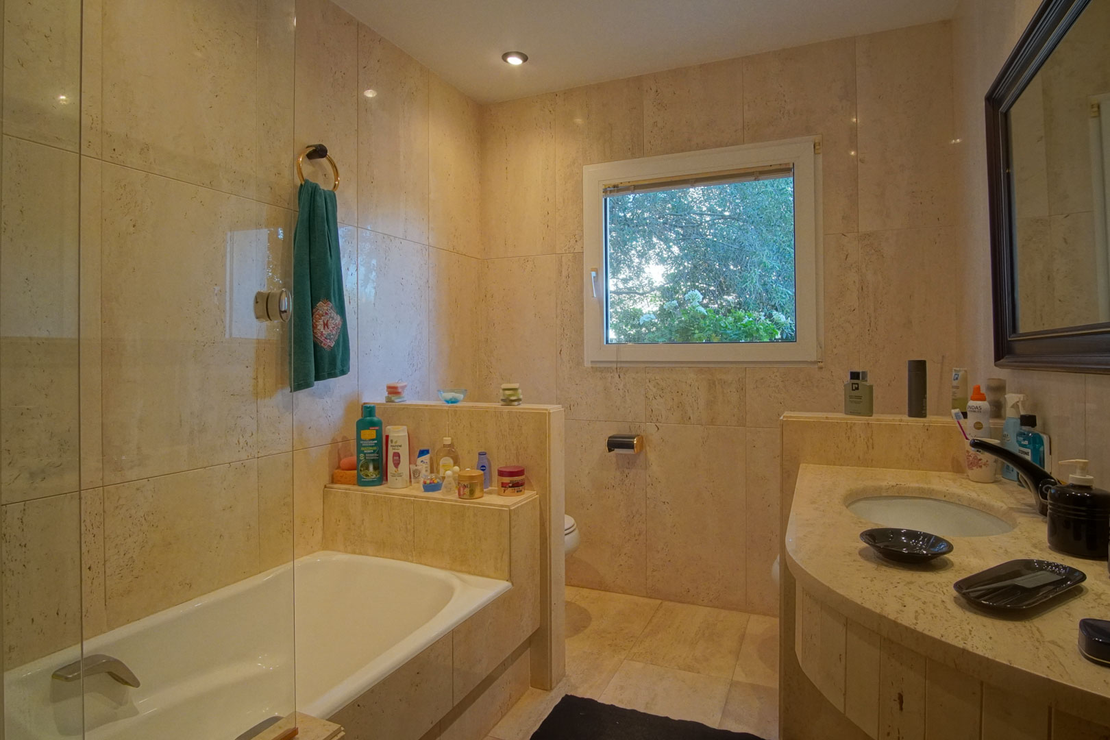 Elegante villa en Dénia con piscina privada y vistas al Montgó