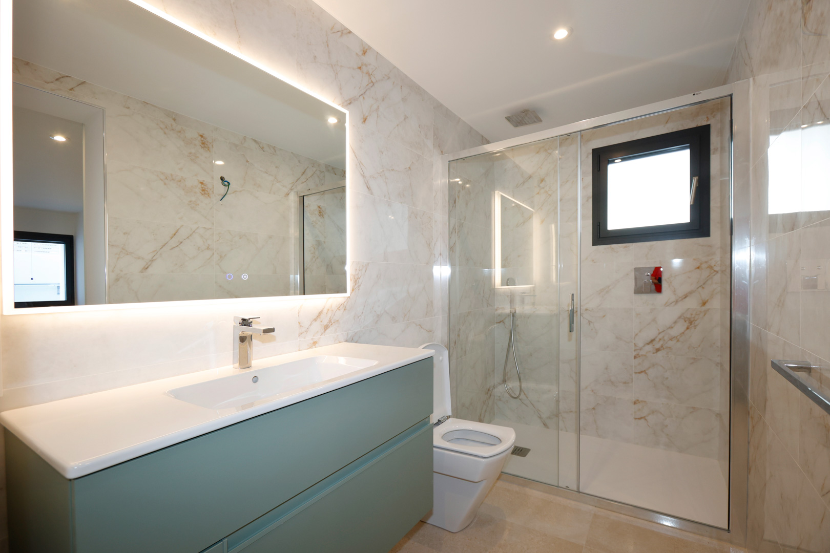 Villa moderna en Calpe, El Carrió con vistas al mar y energía solar