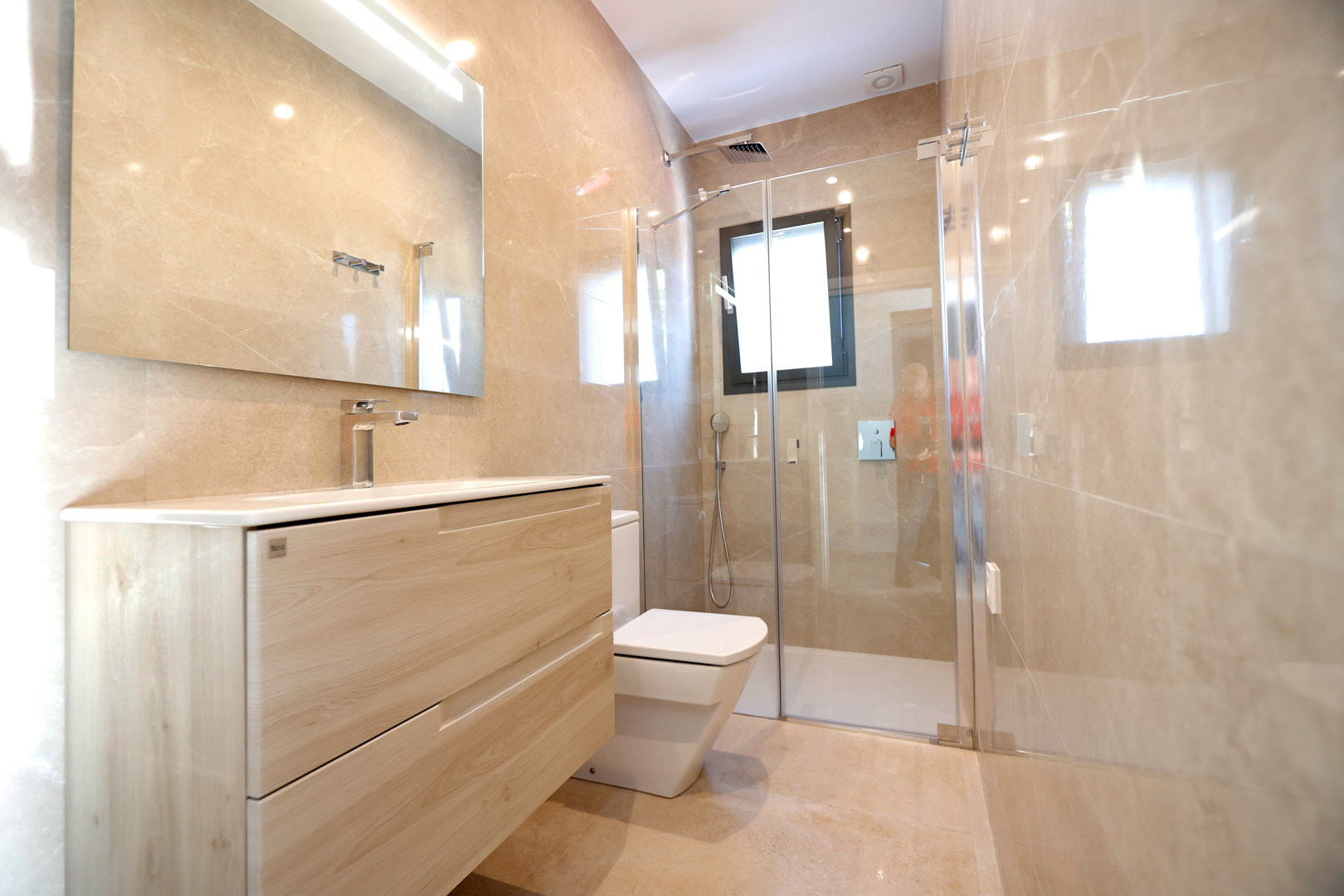 Villa moderna en Calpe, El Carrió con vistas al mar y energía solar